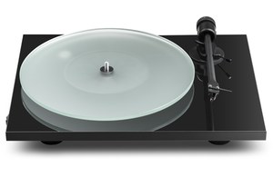 Pro-Ject T1 EVO Manual belt-drive turntable with pre-mounted Ortofon OM10 cartridge (Gloss Black)