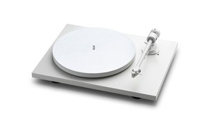 Pro-Ject T1 White Edition Limited edition manual belt-drive turntable with pre-mounted Pick it 2M White cartridge (Satin White)
