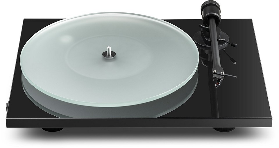 Pro-Ject T1 EVO Manual belt-drive turntable with pre-mounted Ortofon OM10 cartridge (Gloss Black)